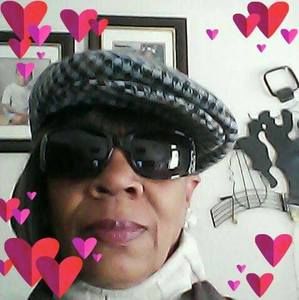 Meet your Posher, Claire